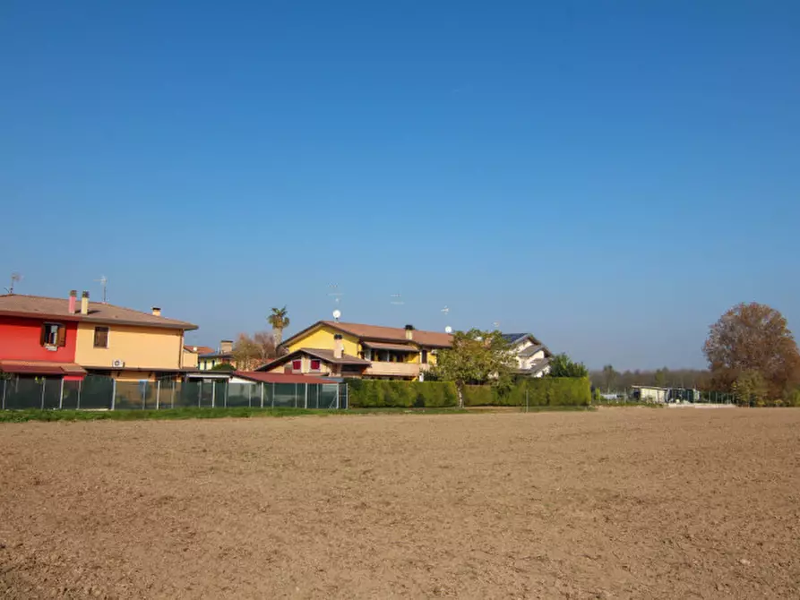 Immagine 5 di Terreno in vendita  in Via Giosuè Carducci a Sant'angelo Di Piove Di Sacco