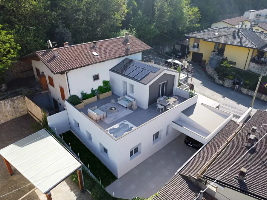 Immagine 4 di Villa in vendita  in Via Carlo del Prete a Chiampo