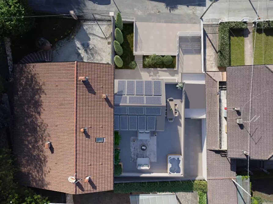 Immagine 5 di Villa in vendita  in Via Carlo del Prete a Chiampo