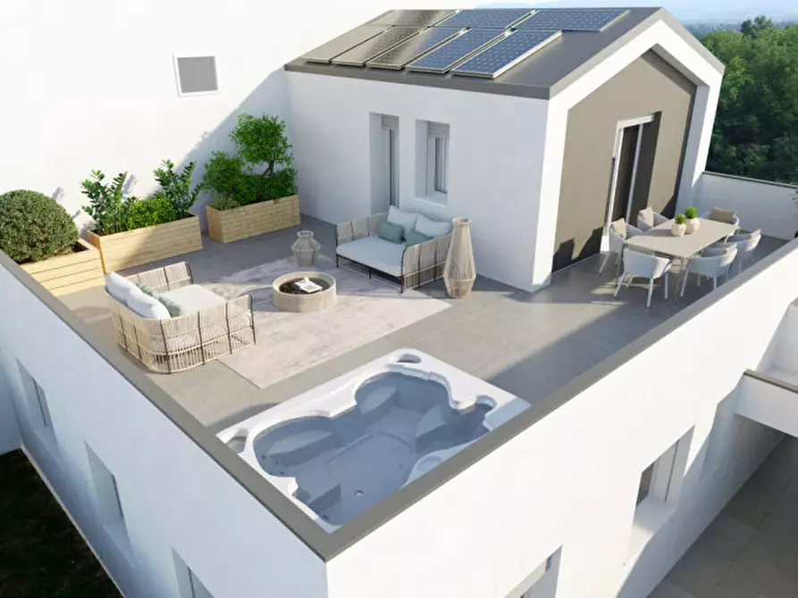 Immagine 6 di Villa in vendita  in Via Carlo del Prete a Chiampo