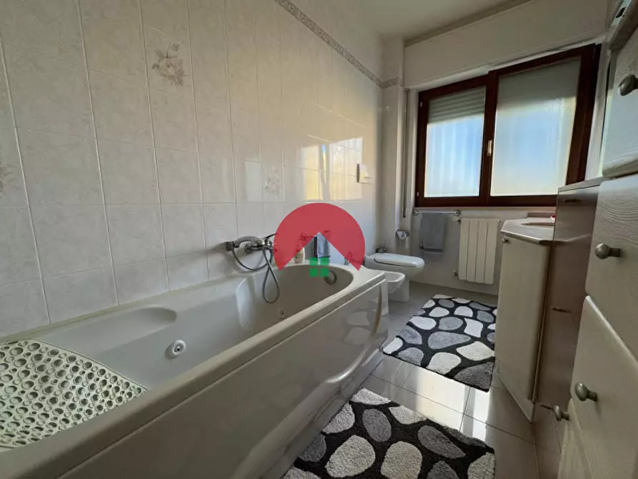 Immagine 23 di Appartamento in vendita  a Matera