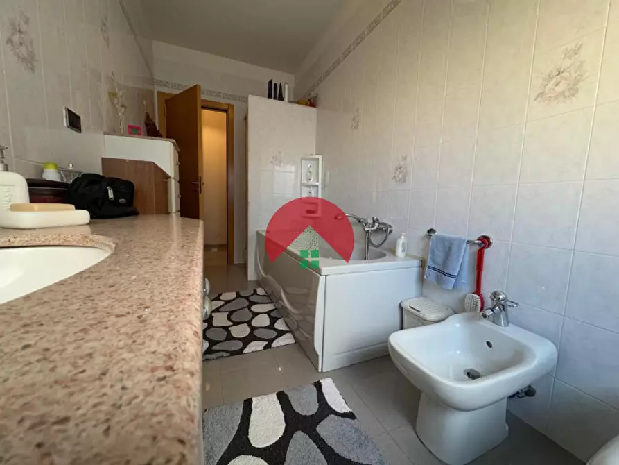 Immagine 24 di Appartamento in vendita  a Matera