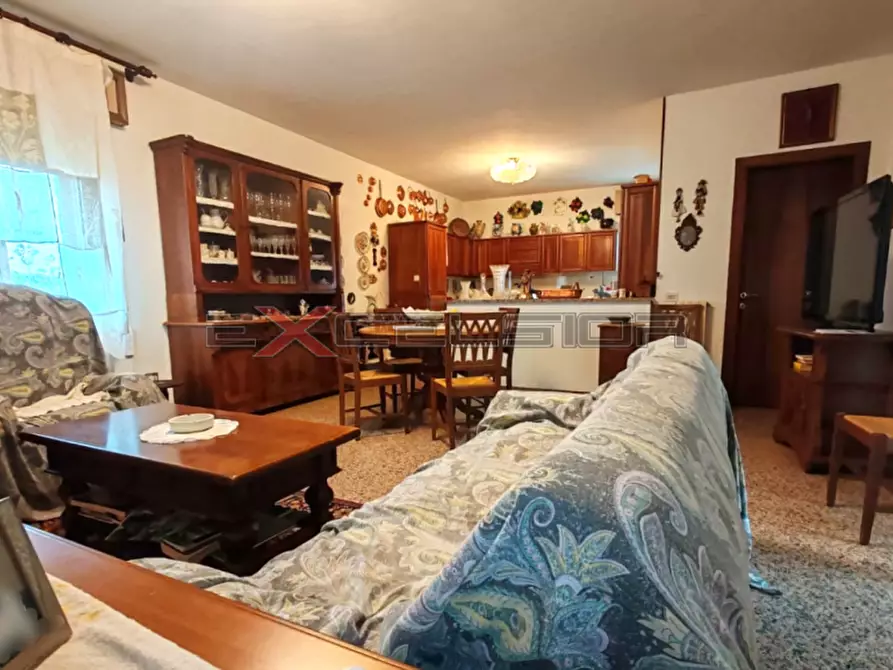 Immagine 23 di Casa bifamiliare in vendita  in Via G. Matteotti, 20 Bis a Cavarzere