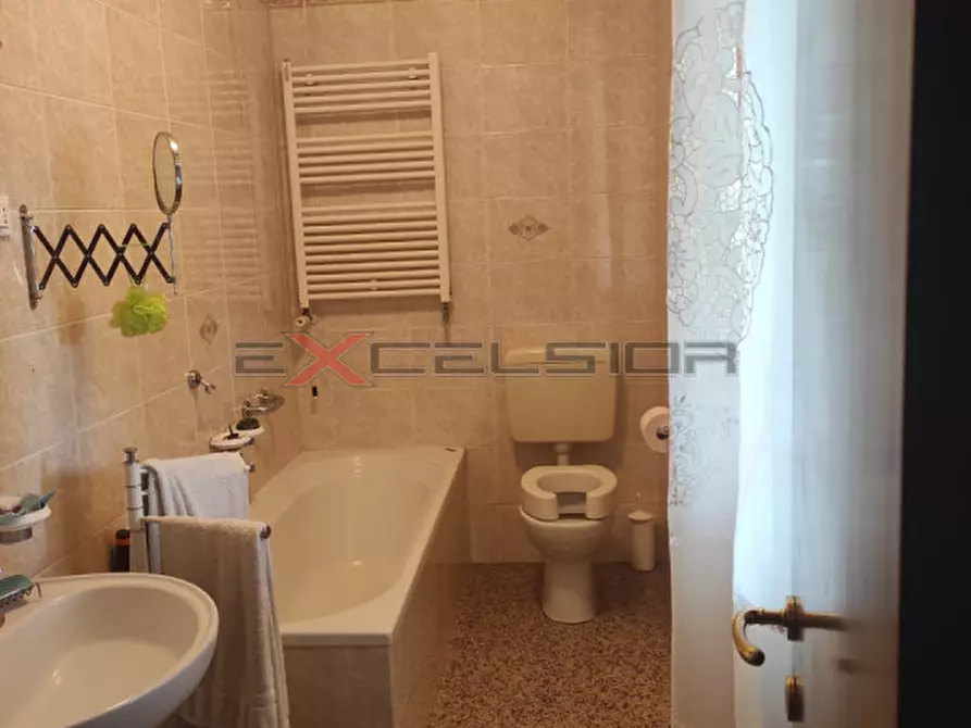 Immagine 27 di Casa bifamiliare in vendita  in Via G. Matteotti, 20 Bis a Cavarzere