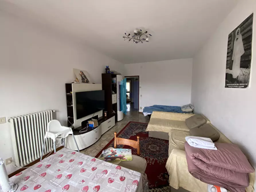 Immagine 3 di Appartamento in vendita  in Piazza Malvestiti 11 a Verolanuova