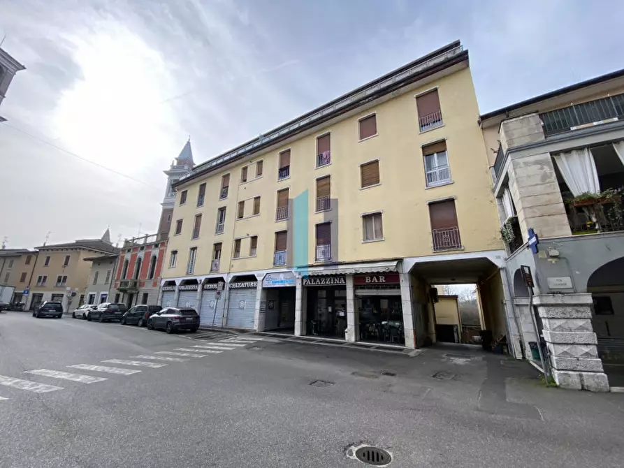 Immagine 10 di Appartamento in vendita  in Piazza Malvestiti 11 a Verolanuova