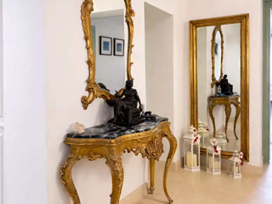 Immagine 7 di Villa in vendita  in VIA SOAVE a Soave