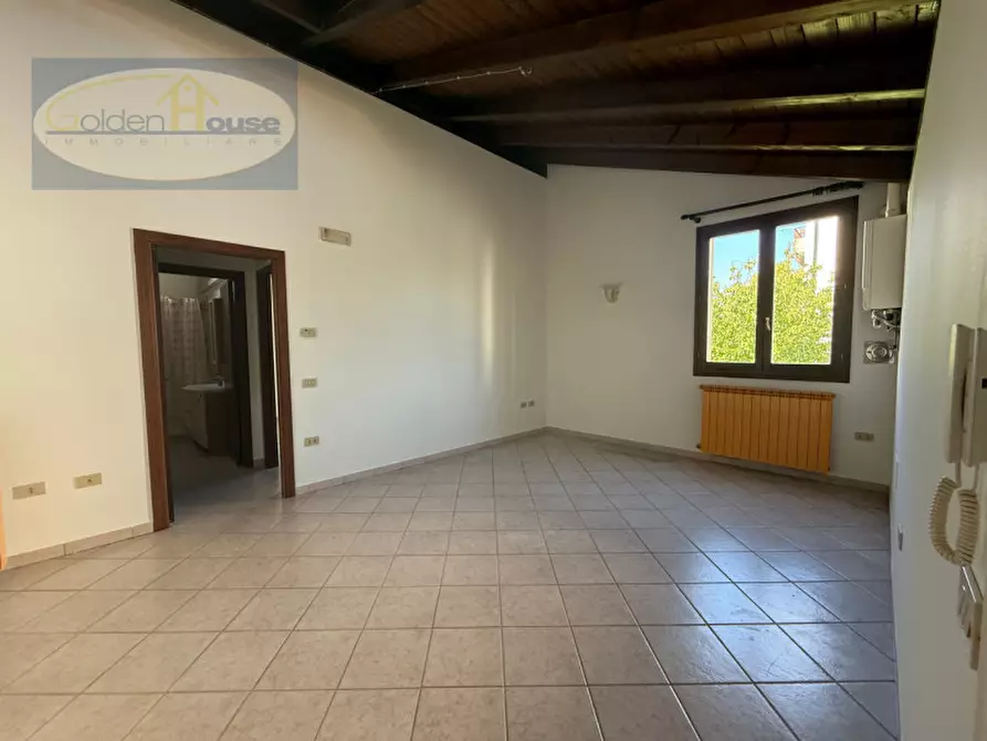 Immagine 5 di Appartamento in vendita  in Via Mazzini, 387 a Molinella