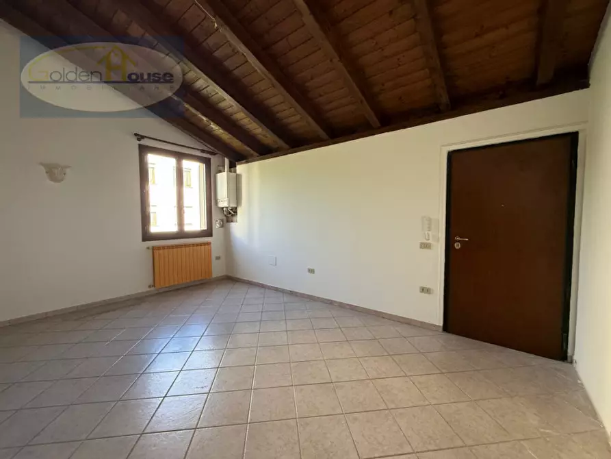 Immagine 6 di Appartamento in vendita  in Via Mazzini, 387 a Molinella