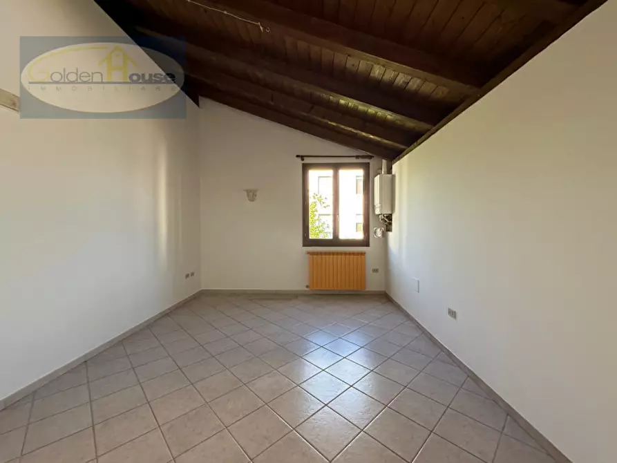 Immagine 7 di Appartamento in vendita  in Via Mazzini, 387 a Molinella