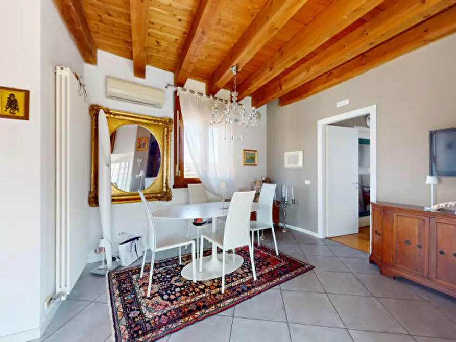 Immagine 1 di Attico in vendita  in via giuseppe cederle a Vicenza