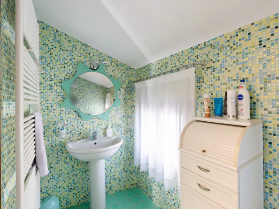 Immagine 19 di Palazzo in vendita  in VIALE FIUME a Este