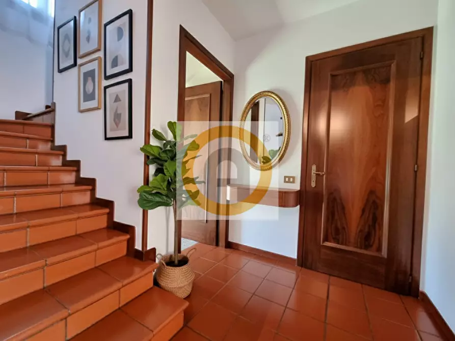 Immagine 6 di Casa indipendente in vendita  a Bassano Del Grappa