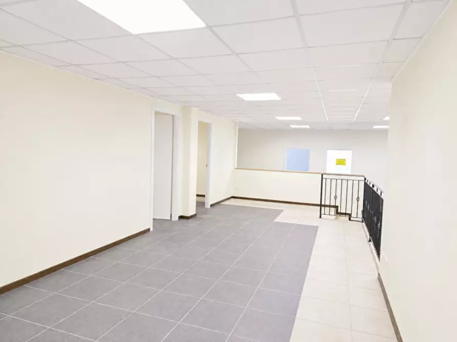 Immagine 1 di Ufficio in vendita  in via Circonvallazione nord-est a Sassuolo