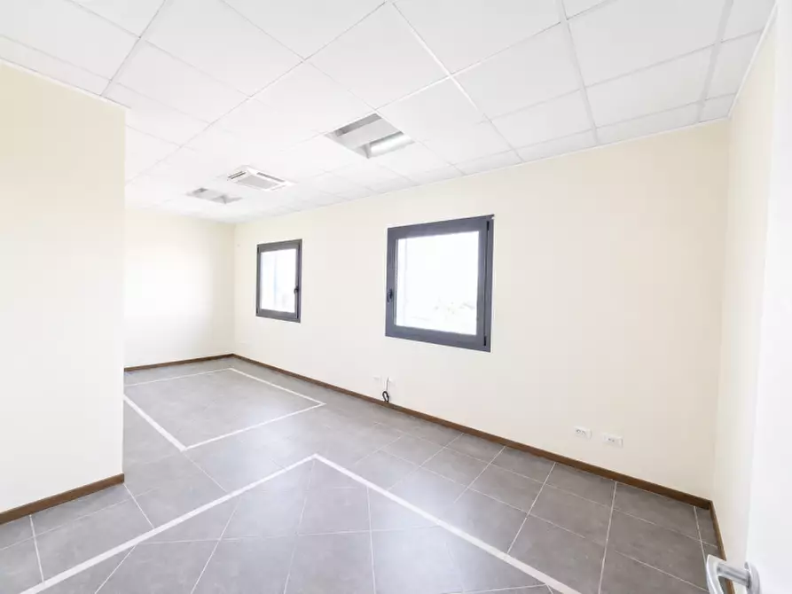 Immagine 4 di Ufficio in vendita  in via Circonvallazione nord-est a Sassuolo