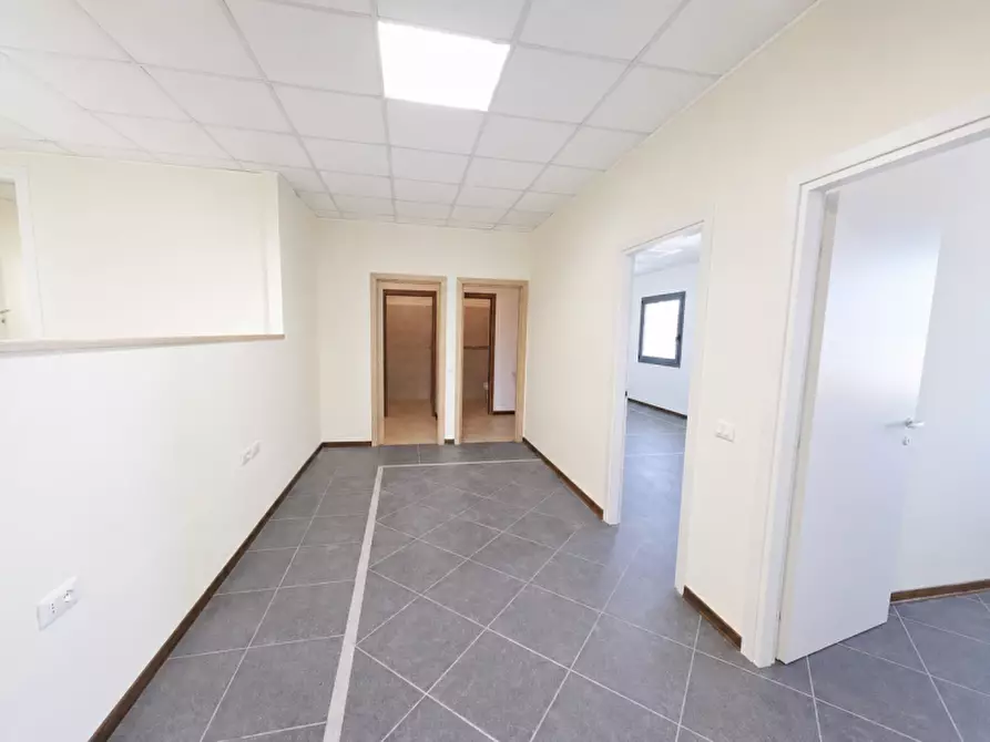 Immagine 11 di Ufficio in vendita  in via Circonvallazione nord-est a Sassuolo