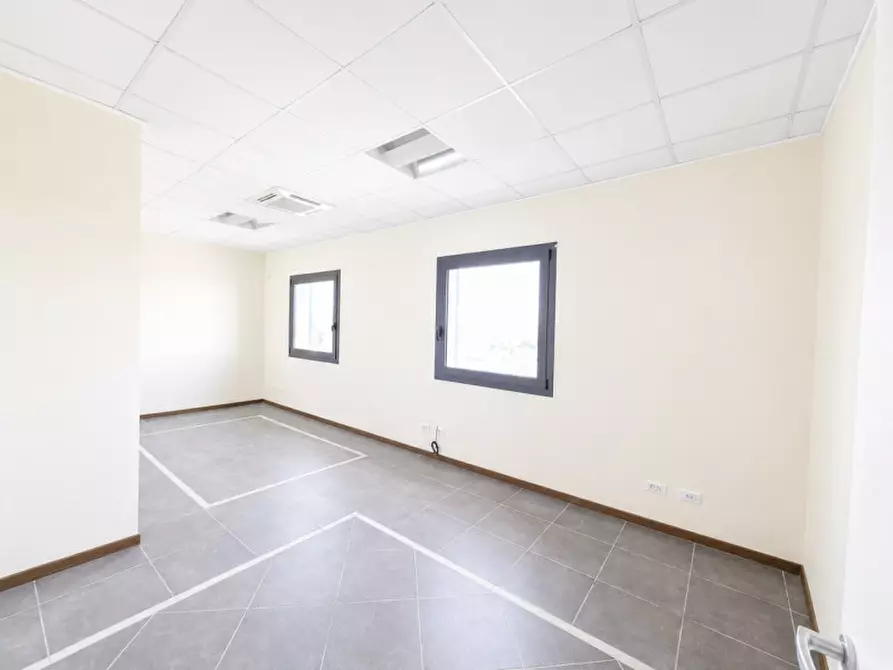 Immagine 15 di Ufficio in vendita  in via Circonvallazione nord-est a Sassuolo
