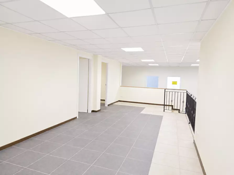 Immagine 17 di Ufficio in vendita  in via Circonvallazione nord-est a Sassuolo
