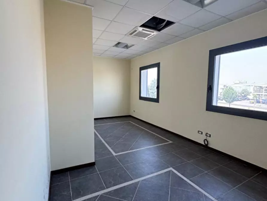 Immagine 21 di Ufficio in vendita  in via Circonvallazione nord-est a Sassuolo