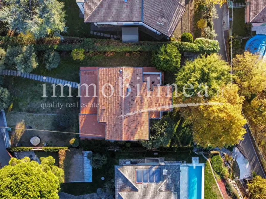 Immagine 7 di Villa in vendita  in Via A. Aleardi a Torri Del Benaco
