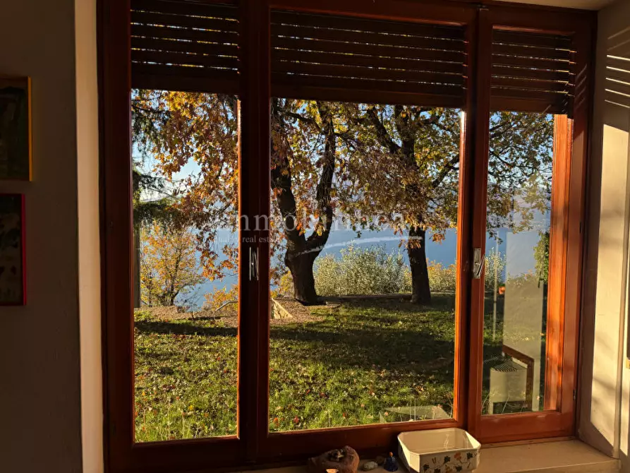 Immagine 11 di Villa in vendita  in Via A. Aleardi a Torri Del Benaco