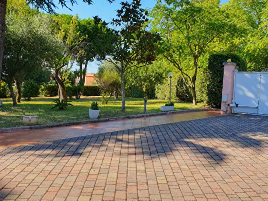 Immagine 15 di Villa in vendita  in Via Monte Colombo  2 a Sirolo