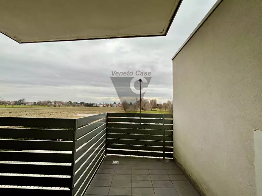 Immagine 11 di Appartamento in vendita  in Piazza Marzabotto a Dolo