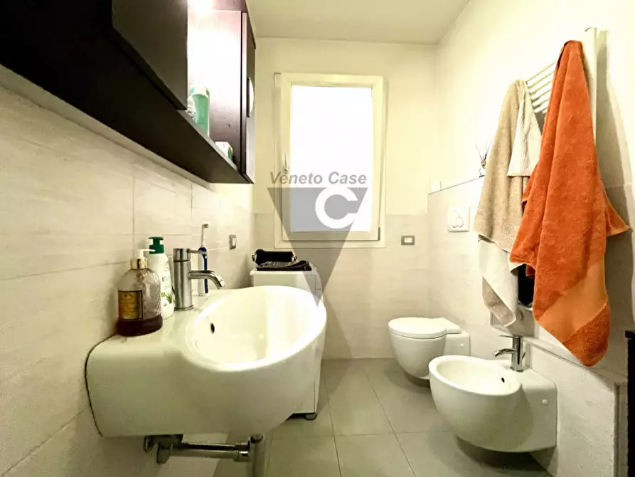 Immagine 12 di Appartamento in vendita  in Piazza Marzabotto a Dolo