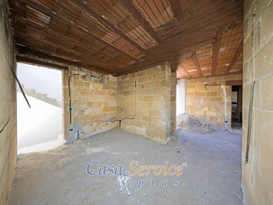 Immagine 4 di Appartamento in vendita  in Via Lecce a Parabita