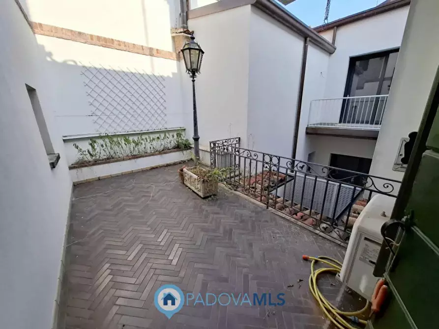 Immagine 7 di Casa indipendente in vendita  in via savonarola a Padova