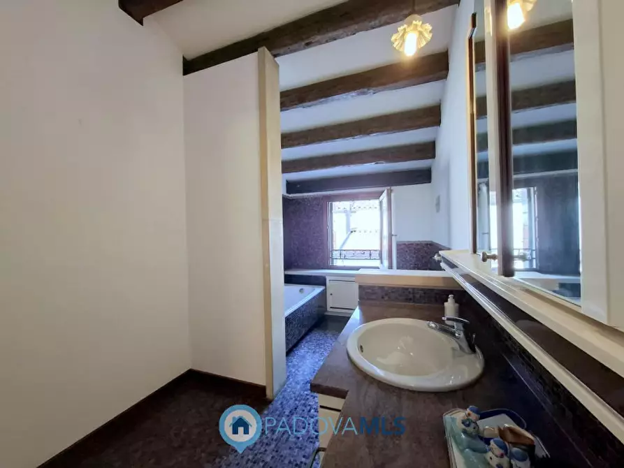 Immagine 35 di Casa indipendente in vendita  in via savonarola a Padova