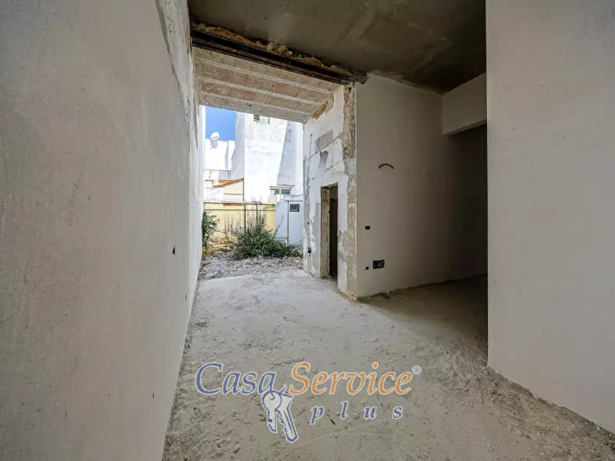 Immagine 9 di Appartamento in vendita  in Via Lecce a Parabita