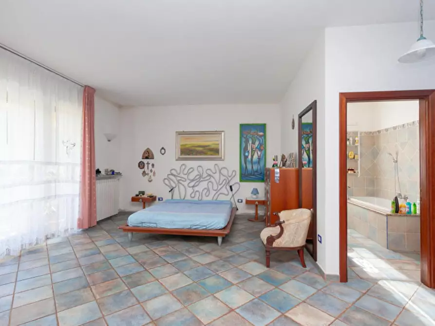 Immagine 26 di Villa in vendita  in Località Sas Vides a Torpè