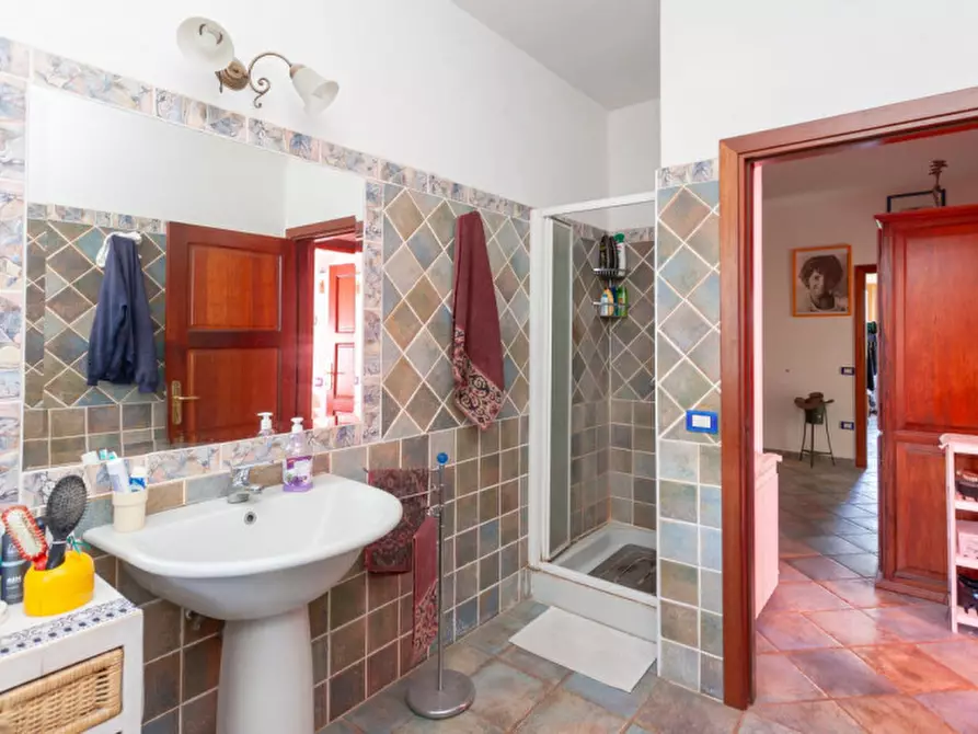 Immagine 36 di Villa in vendita  in Località Sas Vides a Torpè