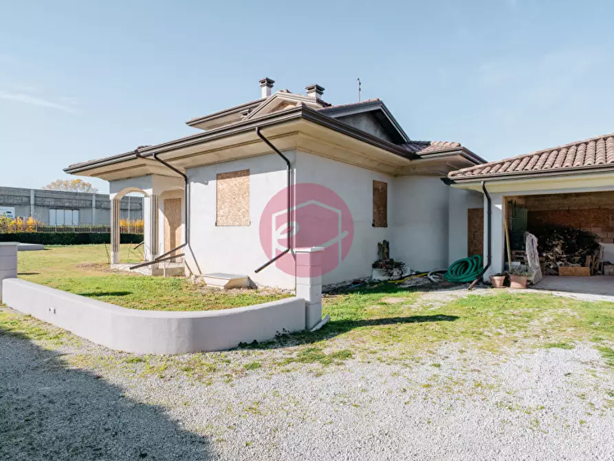 Immagine 9 di Casa bifamiliare in vendita  a Santarcangelo Di Romagna