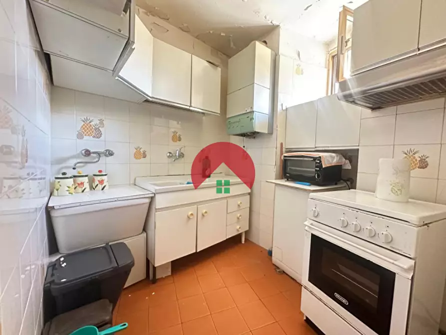 Immagine 6 di Appartamento in vendita  in Via Santa Cesarea a Matera