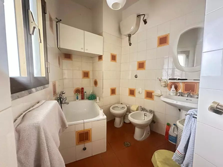 Immagine 21 di Appartamento in vendita  a Matera