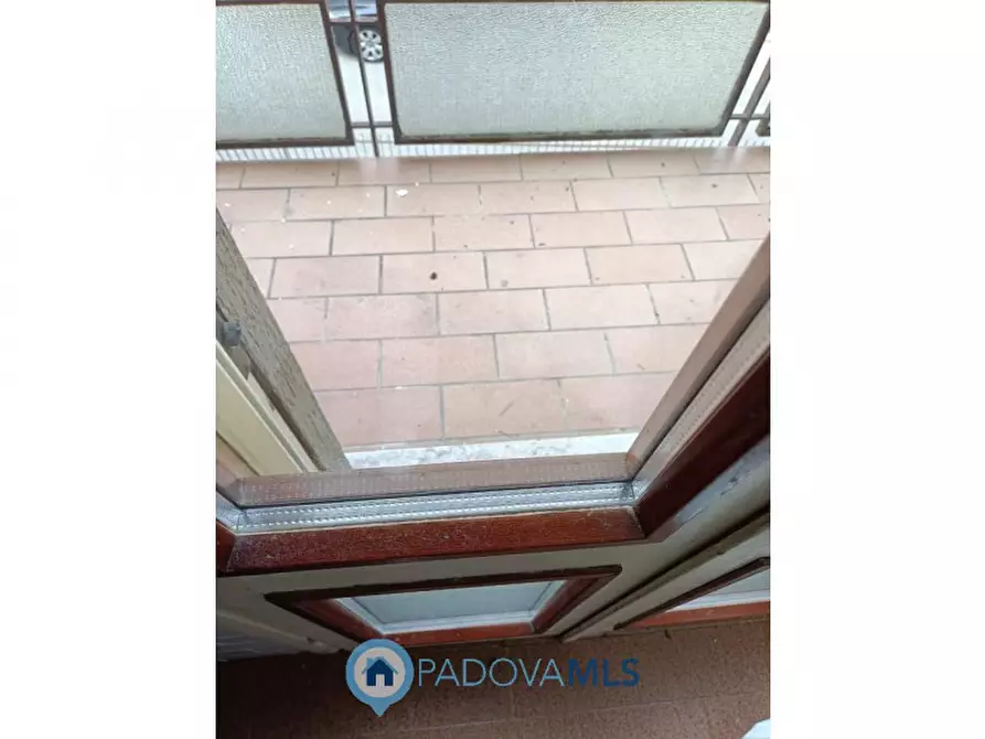 Immagine 12 di Appartamento in vendita  in Via Giovanni Pascoli a Padova