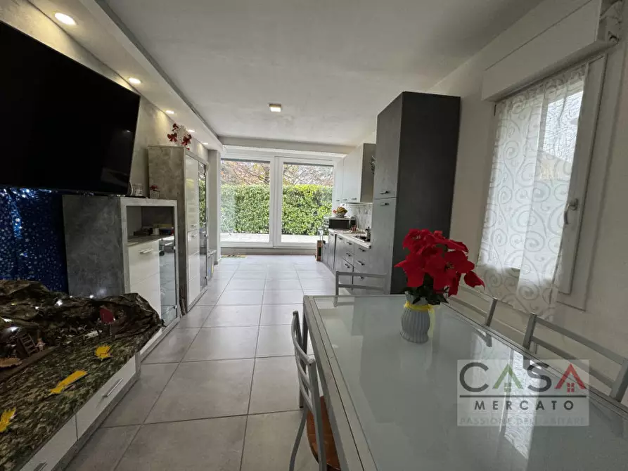 Immagine 3 di Casa bifamiliare in vendita  in Via Nogaredo a Cordenons