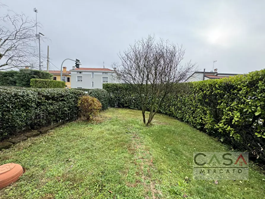 Immagine 17 di Casa bifamiliare in vendita  in Via Nogaredo a Cordenons
