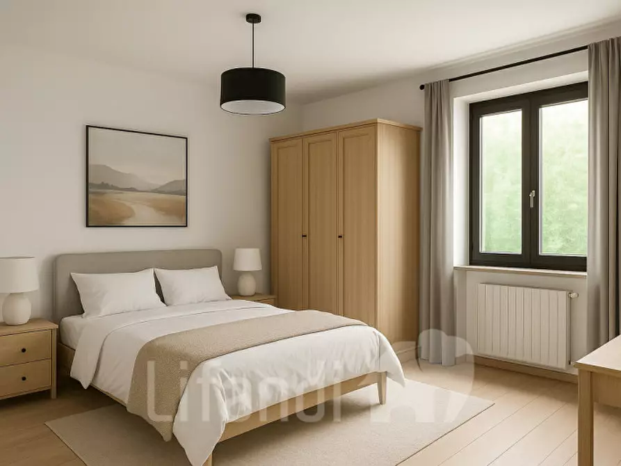 Immagine 11 di Appartamento in vendita  a Torri Del Benaco