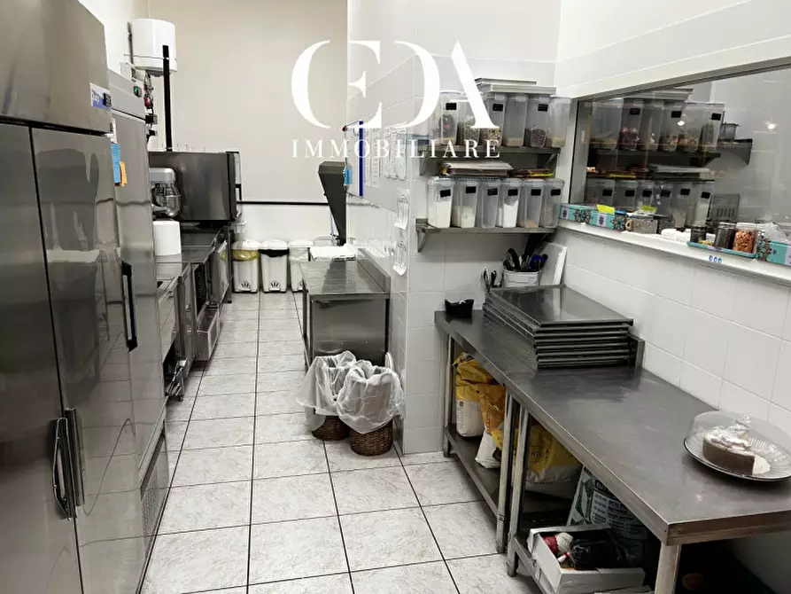 Immagine 3 di Attività commerciale in vendita  in Via Grazioli 19 a Trento