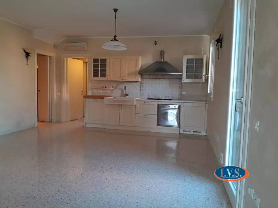 Immagine 1 di Casa trifamiliare in vendita  in Via Marcoline n. 1 a Montegalda