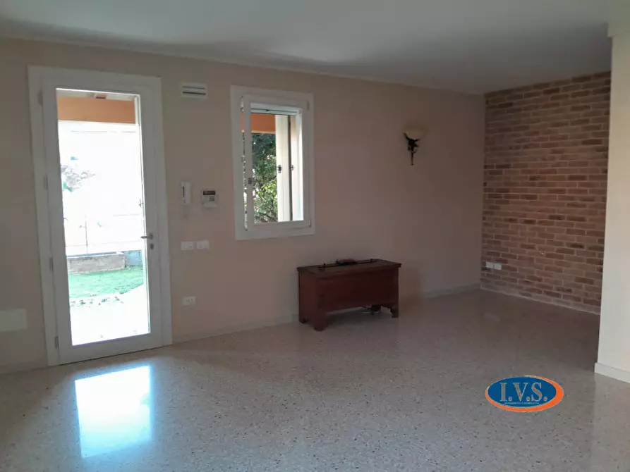 Immagine 4 di Casa trifamiliare in vendita  in Via Marcoline n. 1 a Montegalda