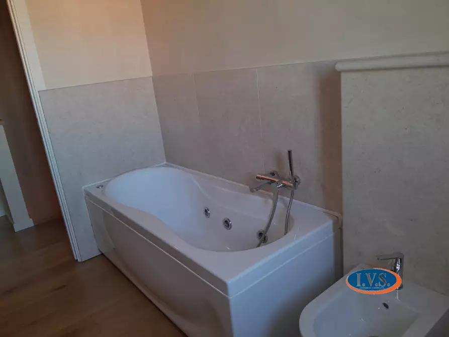 Immagine 18 di Casa trifamiliare in vendita  in Via Marcoline n. 1 a Montegalda