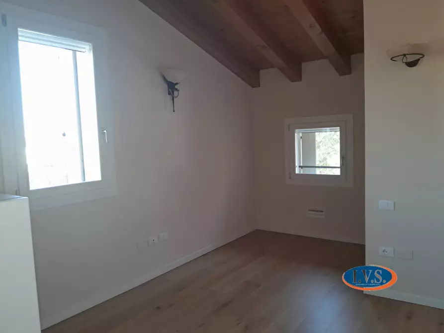 Immagine 20 di Casa trifamiliare in vendita  in Via Marcoline n. 1 a Montegalda