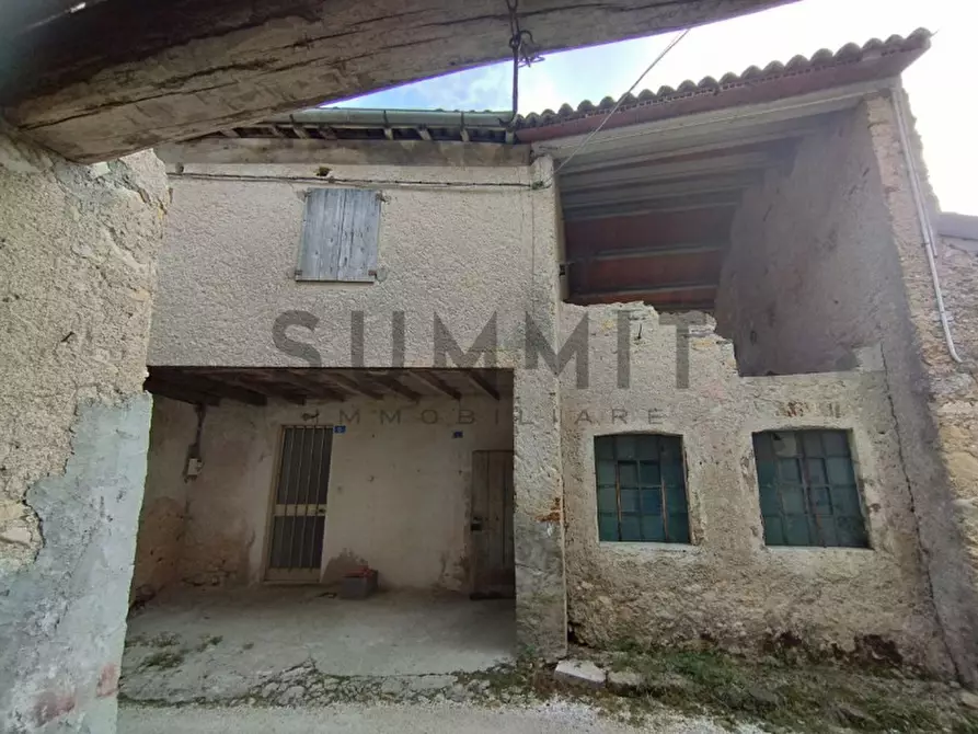 Immagine 2 di Rustico / casale in vendita  a Schio