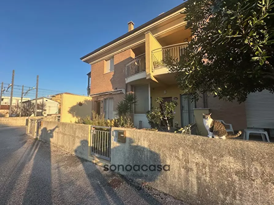 Immagine 18 di Appartamento in vendita  in Via Litoranea 155 a Mondolfo