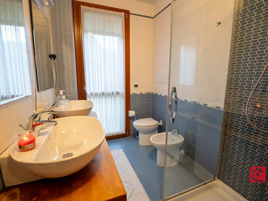 Immagine 10 di Casa trifamiliare in vendita  a Selvazzano Dentro