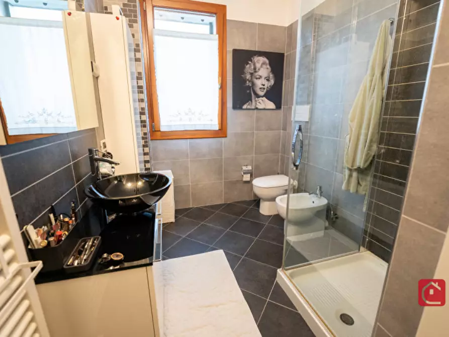 Immagine 15 di Casa trifamiliare in vendita  a Selvazzano Dentro